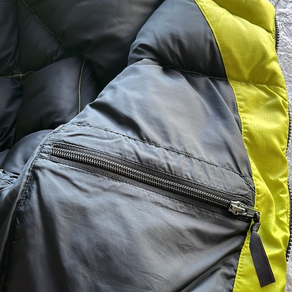 The North Face - Vintage Women's Down Puffy Jacket - Picture 7 of 8